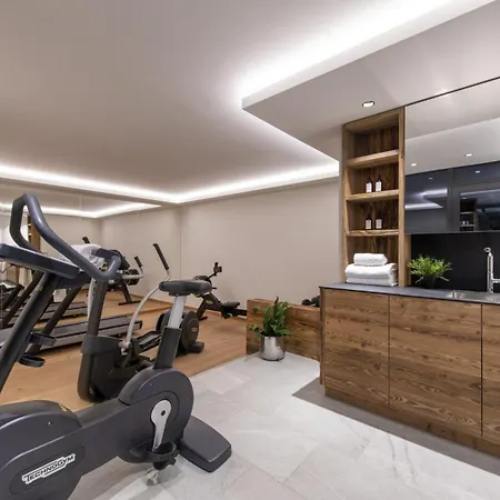 Luxury 4 Bedroom In Διαμέρισμα *