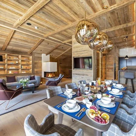 Διαμέρισμα Luxury 4 Bedroom In
