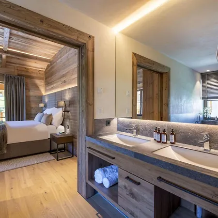 Διαμέρισμα Luxury 4 Bedroom In *