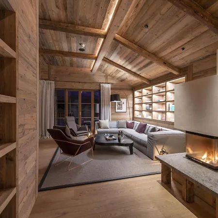 Luxury 4 Bedroom In